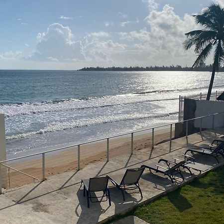 Oceanfront Condo In Luquillo Bagian luar foto