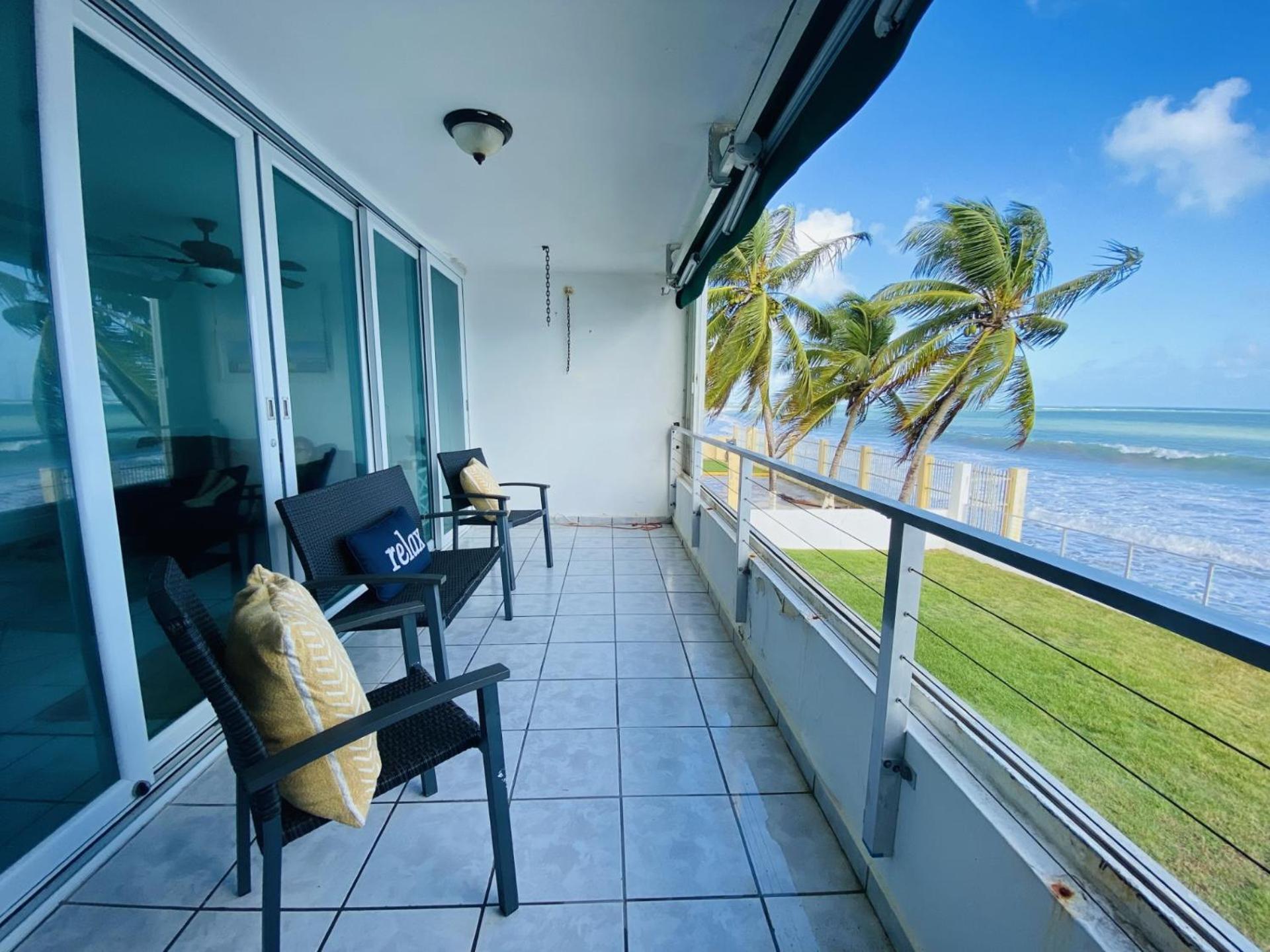 Oceanfront Condo In Luquillo Bagian luar foto